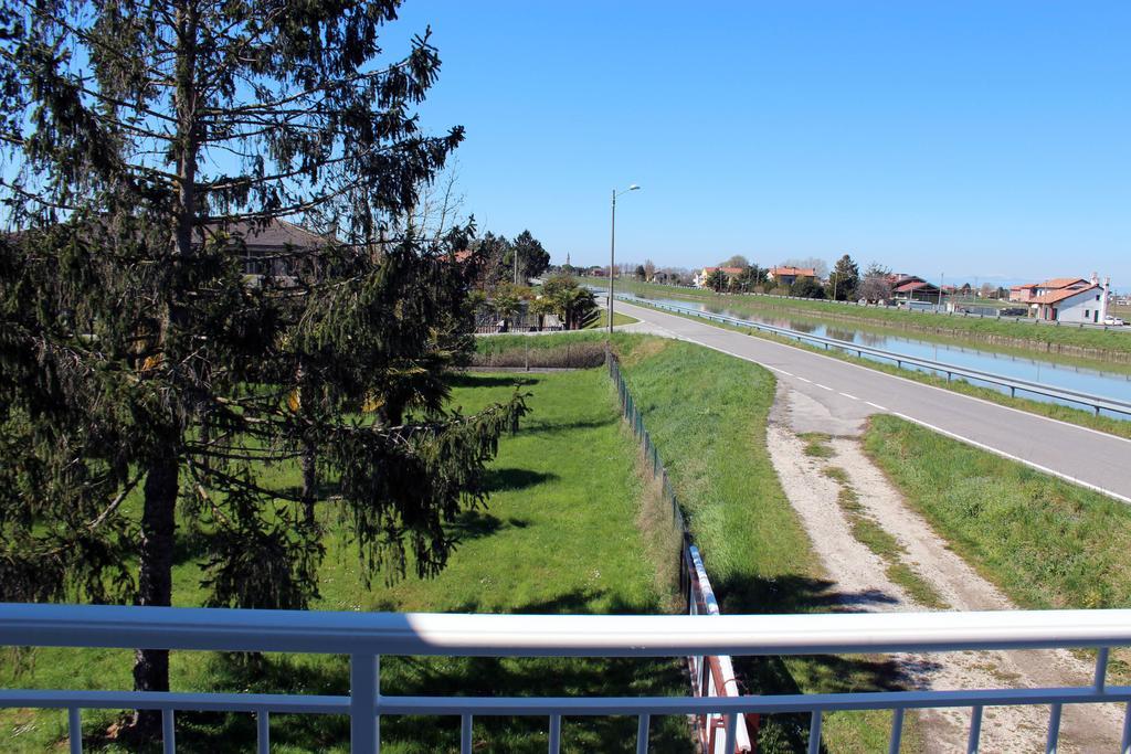 Villa Roma Holidays Jesolo Phòng bức ảnh
